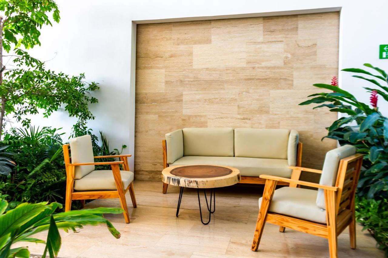 Big Studio At Kaab By The Beach With Roof Top Pool, Sauna And Jacuzzi Near Paseo Del Carmen Mall Playa del Carmen Esterno foto
