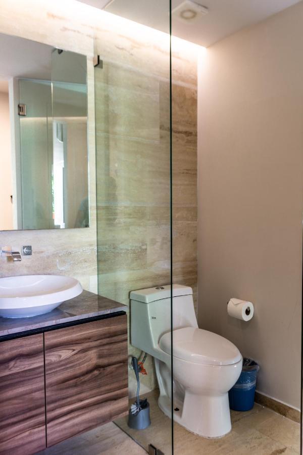 Big Studio At Kaab By The Beach With Roof Top Pool, Sauna And Jacuzzi Near Paseo Del Carmen Mall Playa del Carmen Esterno foto