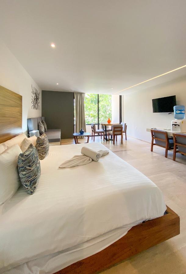 Big Studio At Kaab By The Beach With Roof Top Pool, Sauna And Jacuzzi Near Paseo Del Carmen Mall Playa del Carmen Esterno foto